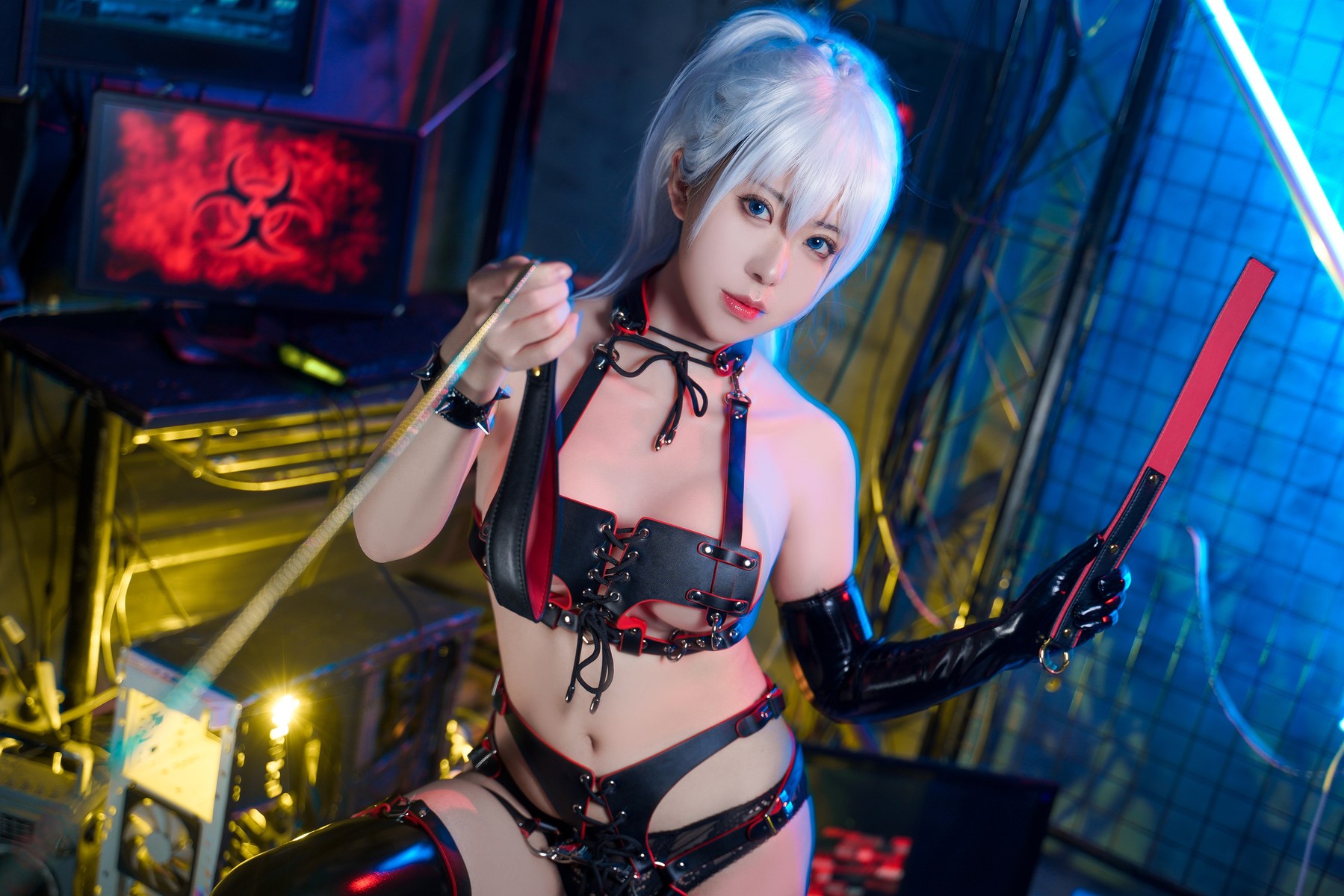 Cosplay 虎森森 Leather Queen
