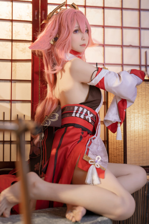 Read more about the article Cosplay 樱岛嗷一 八重神子